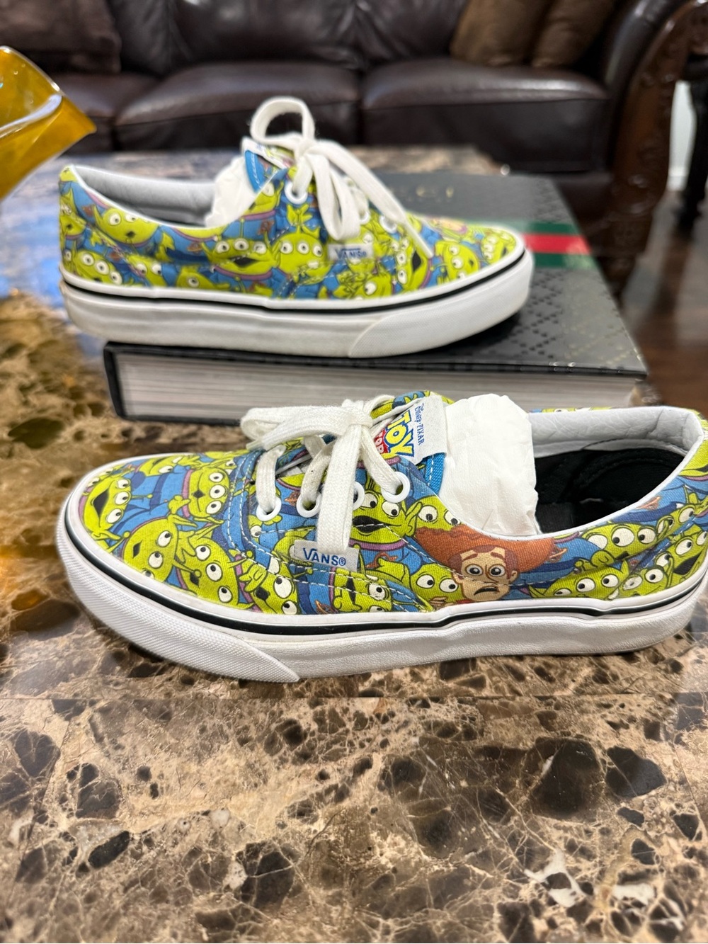 ‼️RARE‼️VansXDisney Pixar TOY STORY Aliens Glow-In-The-Dark Sneakers W 5.5, M 4 - Picture 7 of 13